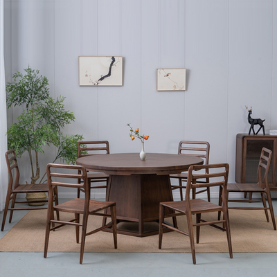 北美黑胡桃木简约现代圆形全实木餐桌意式轻奢家用别墅大圆桌饭桌